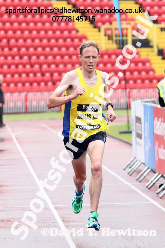 Ross Houston in  the BUPA Great North 10k. Photo: David T. Hewitson/Sports for All Pics